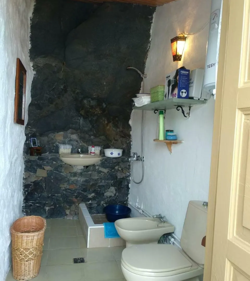 casa cueva el Pozo las Calcosas Pozo de las Calcosas 0*,
